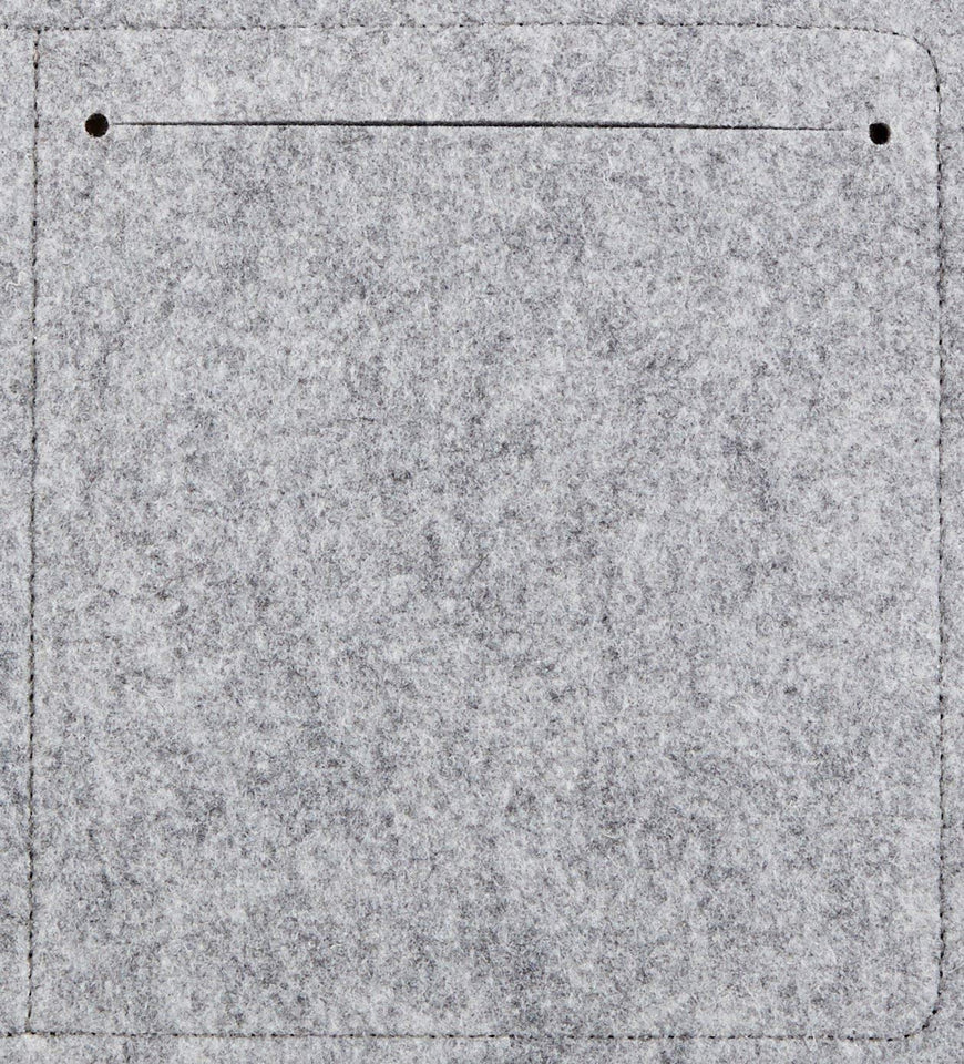 Amazon Basics Funda para portátil de 13", Fieltro, Gris Claro